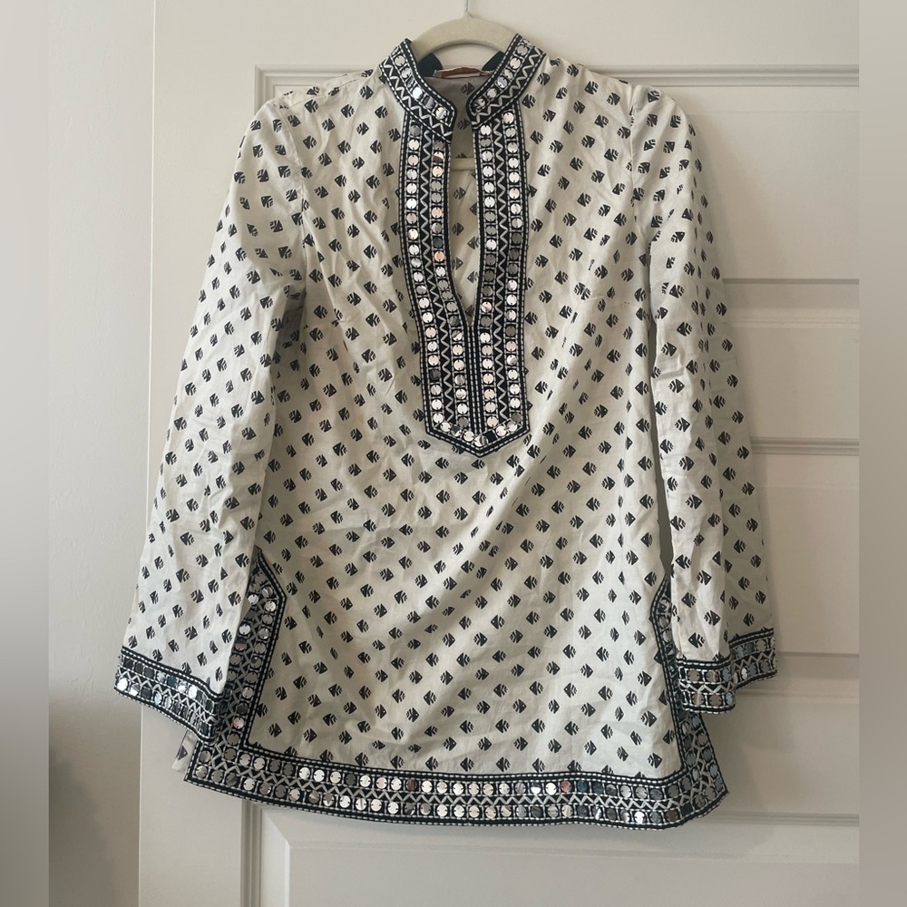 Tory Burch Kingfish Print Sequin Embellished Ivory Cotton Tunic, Size: 6